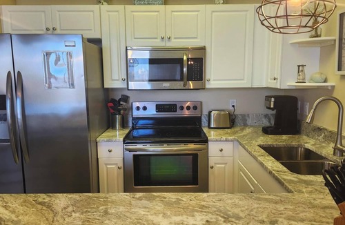 Fort Walton Beach Condo | ASK ABOUT 10% OFF MEMORIAL DAY SPECIAL! DESTIN WEST GULF 403-FREE BEACH SERVICE!