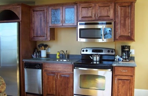 Belfast Cottage | Ask us for possible openings in September!