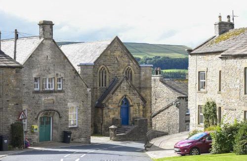 Askrigg House | Askrigg Chapel