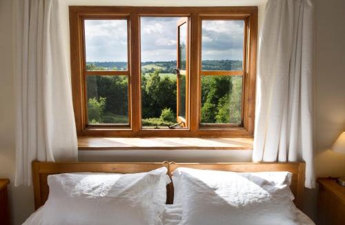 Sibford Gower House | Aslan