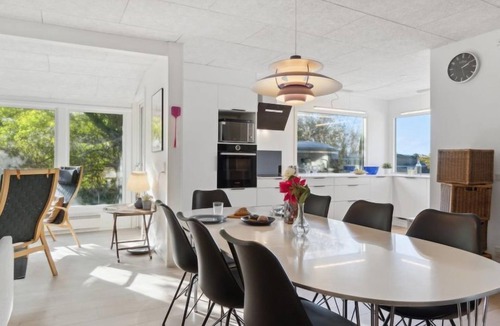 Millinge House | "Asmine" - 30m from the sea by Interhome