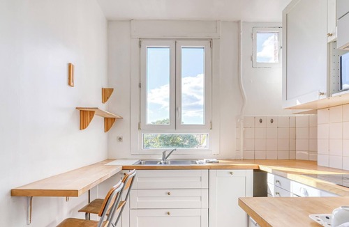 Asnieres-sur-Seine Apartment | Asnièrois Concorde - T3 - 10min Paris