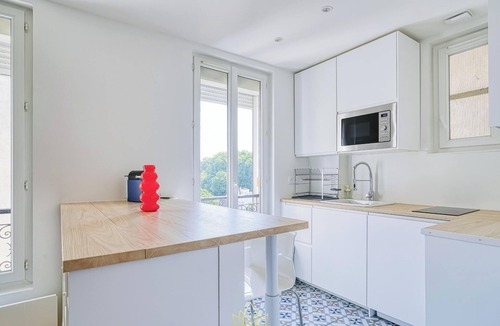 Asnieres-sur-Seine Apartment | Asnièrois Gambetta - Studio - 10min Paris