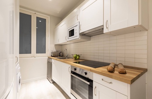 la Vila de Gracia Apartment | Aspasios Gracia Apartments