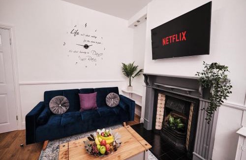 Sutton Coldfield House | Aspen, 3 Bedrooms with Parking