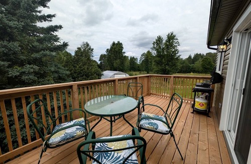 Chatsworth House | Aspen Acres Cabin with BBQ and Private Deck