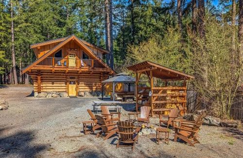 Packwood House | Aspen Cabin