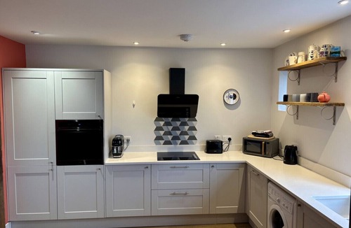 Huntingdon House | Aspen - free parking -Grade Ii listed- second