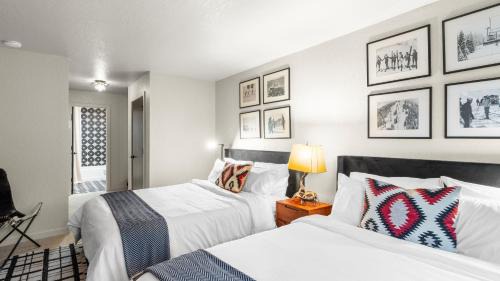 Snowmass Village House | Aspen Glow Retreat by AvantStay