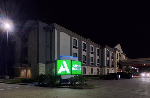 George Bush Park/Eldridge Hotel | Aspen Grand Hotel Houston