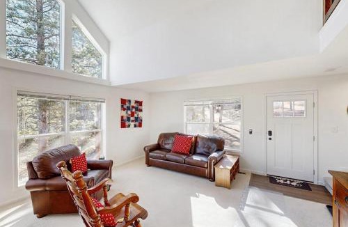 Florissant House | Aspen Grove Cabins
