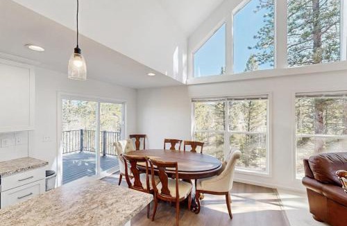 Florissant House | Aspen Grove Cabins