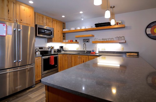 Mount Crested Butte Condo | Aspen Grove, Ski in/out, Hot Tub, Pet Friendly