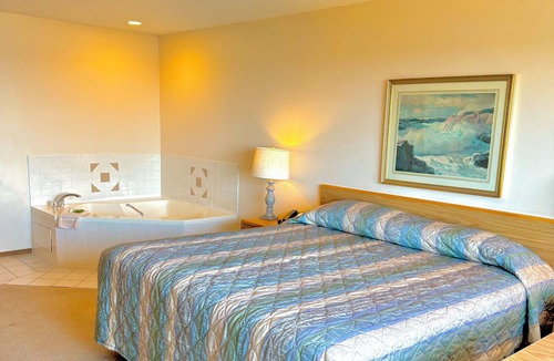 Grand Marais Hotel | Aspen Lodge