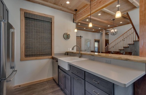 Tahoe Pines House | Aspen Paradise - TLUXP