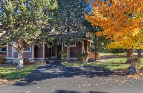 Redmond House | Aspen Retreat - Meredith Lodging