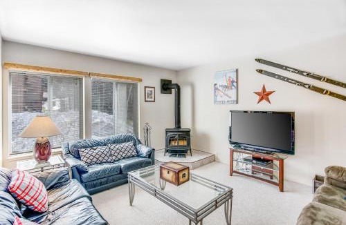 McCall Apartment | Aspen Village 27