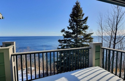 Tofte Villa | Aspenwood Hytte | Lake Superior Waterfront Retreat