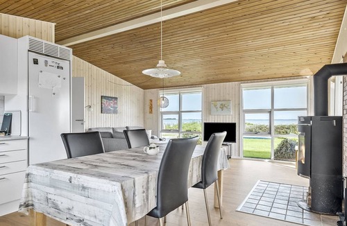 Bjert House | "Assarina" - 15m from the sea by Interhome