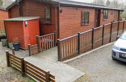 Bridgnorth House | Astbury Falls Luxury Retreat