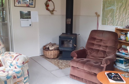 St. Arnaud House | Astelia Cottage, on Bridge St