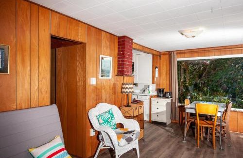 Oceanside House | Aster Cabin