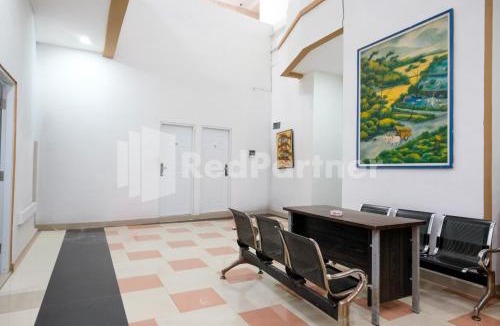 Sinduadi Hotel | Aster Triplets Guest House JCM Mitra RedDoorz