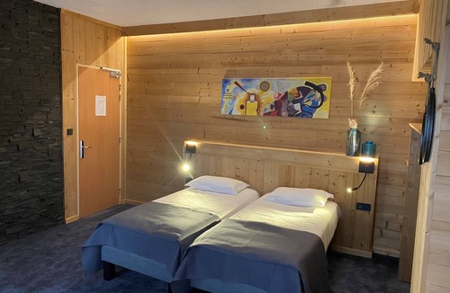 Cauterets Hotel | Asterides Sacca