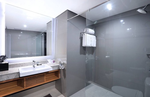 Ngaglik Hotel | Aston Inn Batu - Malang