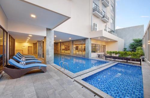 Palu Hotel | Aston Palu Hotel & Conference Center