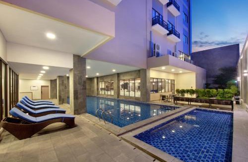 Palu Hotel | Aston Palu Hotel & Conference Center