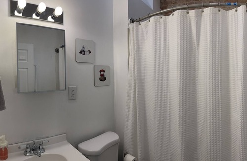 McGinley Square Apartment | Astor Palace 3rd Floor