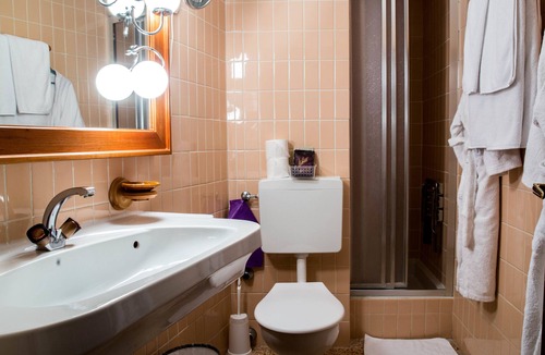 Leukerbad Hotel | Astoria
