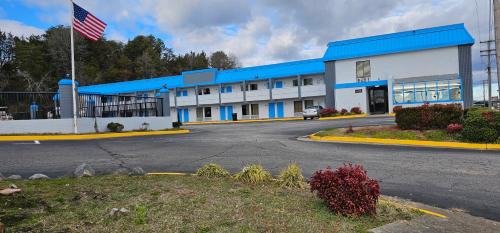 Danville Hotel | Astoria Hotel West