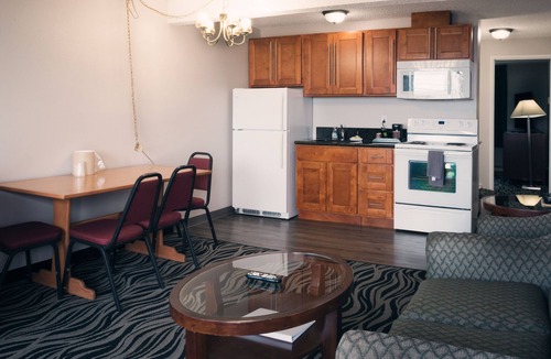 Astoria Hotel | Astoria Rivershore Motel