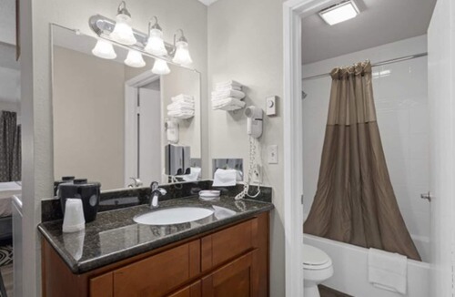 Astoria Hotel | Astoria Rivershore Motel