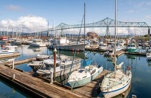 Astoria Hotel | Astoria Riverwalk Inn