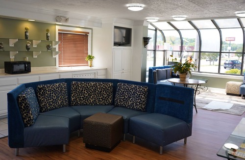 Danville Hotel | Astoria West