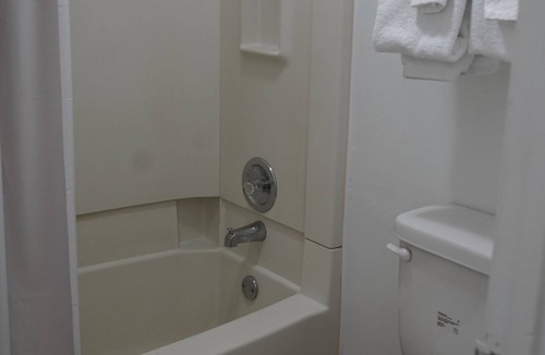Danville Hotel | Astoria West
