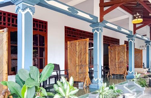 Mataram Hotel | Astri Homestay Carkranegara Mataram Mitra RedDoorz