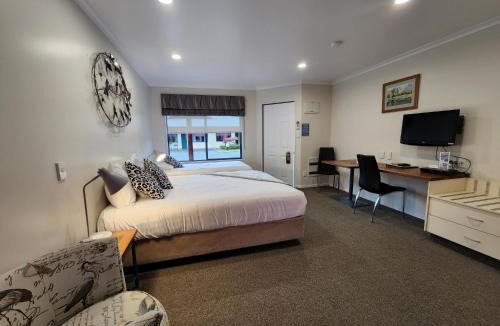 Te Awamutu Hotel | ASURE Albert Park Motor Lodge