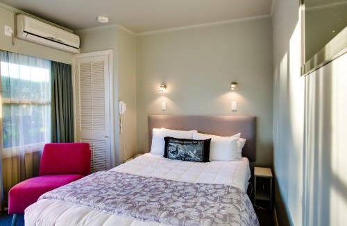 Taradale Hotel | ASURE Colonial Lodge Motel