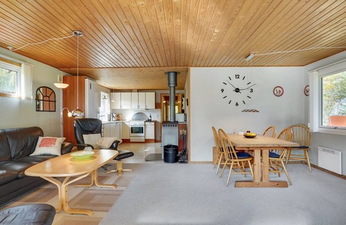Ho House | "Aswaldi" - 3.5km from the sea by Interhome