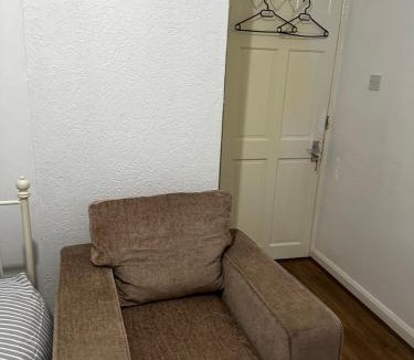 Alibon Hotel | AT Apex House S