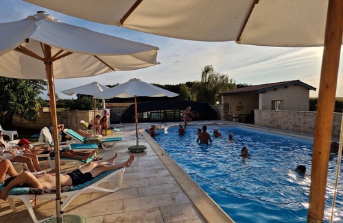 Saint-Pierre-d'Amilly Cottage | at domaine de pegon, in 6 restored gite with pool & reception room