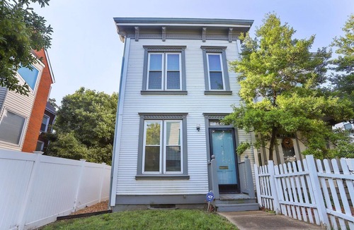 The Gate House | At home near Lafayette Square Pet-Friendly