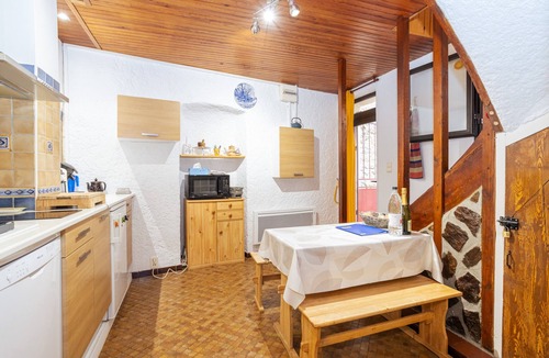 Ceret House | At Petit Paris, Center of Céret