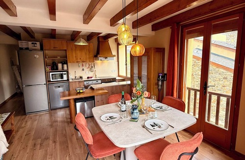 Saillagouse Apartment | At Phil's, a warm and cozy cocoon.