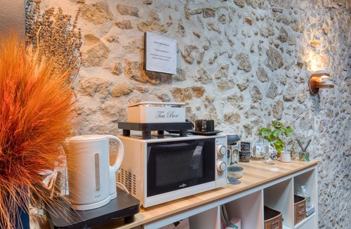 Gignac Bed & Breakfast | At Sophie’s House: Stay in a Historic Winemaker’s Home in Gignac