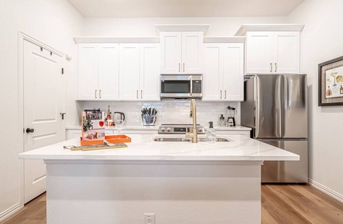 Arlington House | AT&T Stadium Easy Walk + Free Garage Parking